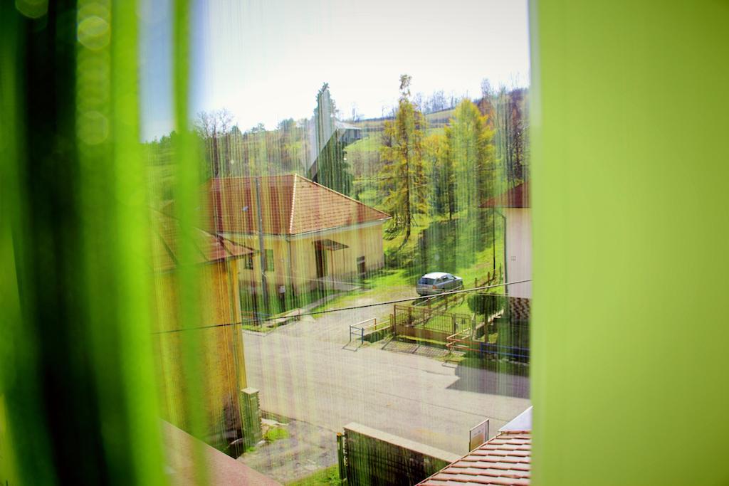 Vila Dravce Exterior photo